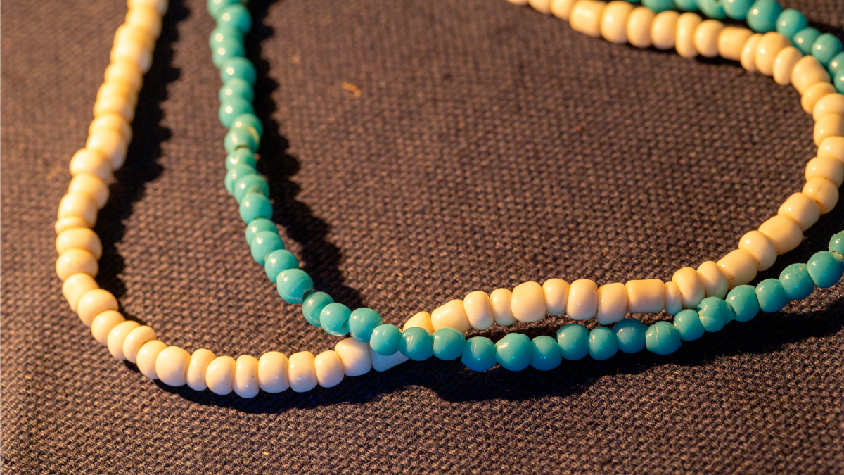 Small glass beads, white and blue