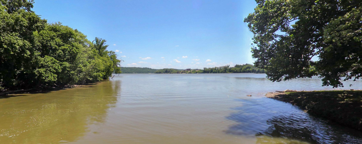Wide Gunpowder Creek flows into the Ohio River